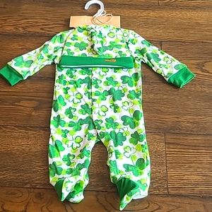 Lila & Jack four leaf clover onsie Size 0-3 Months